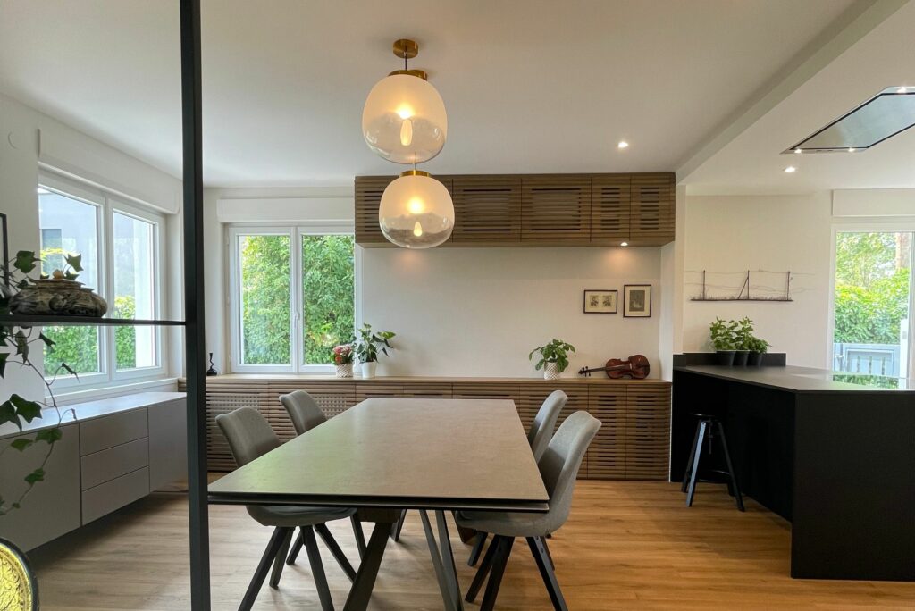 décoration meuble sur mesure agencement séjour riedisheim bois ajouré décoratrice alsace 1(3)