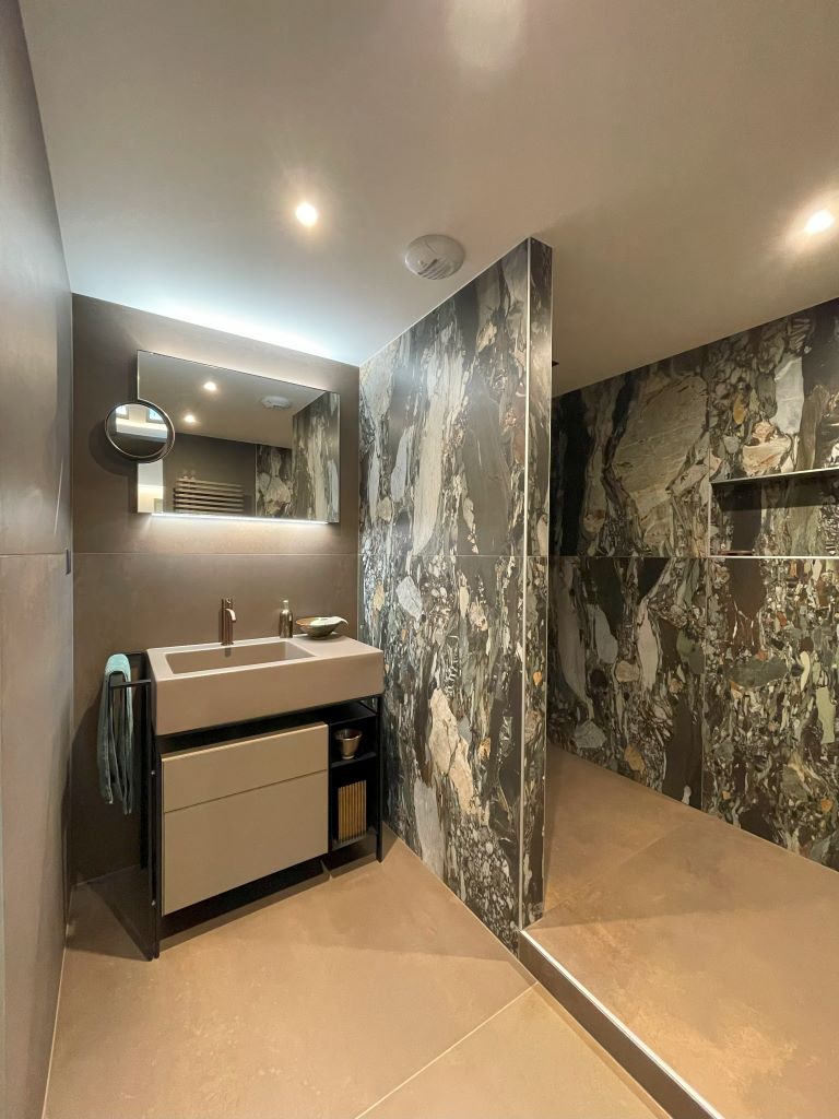 renovation sdb carrelage marbre vert