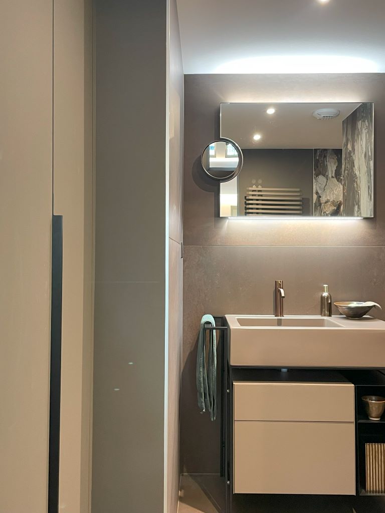 mobilier de salle de bain greige