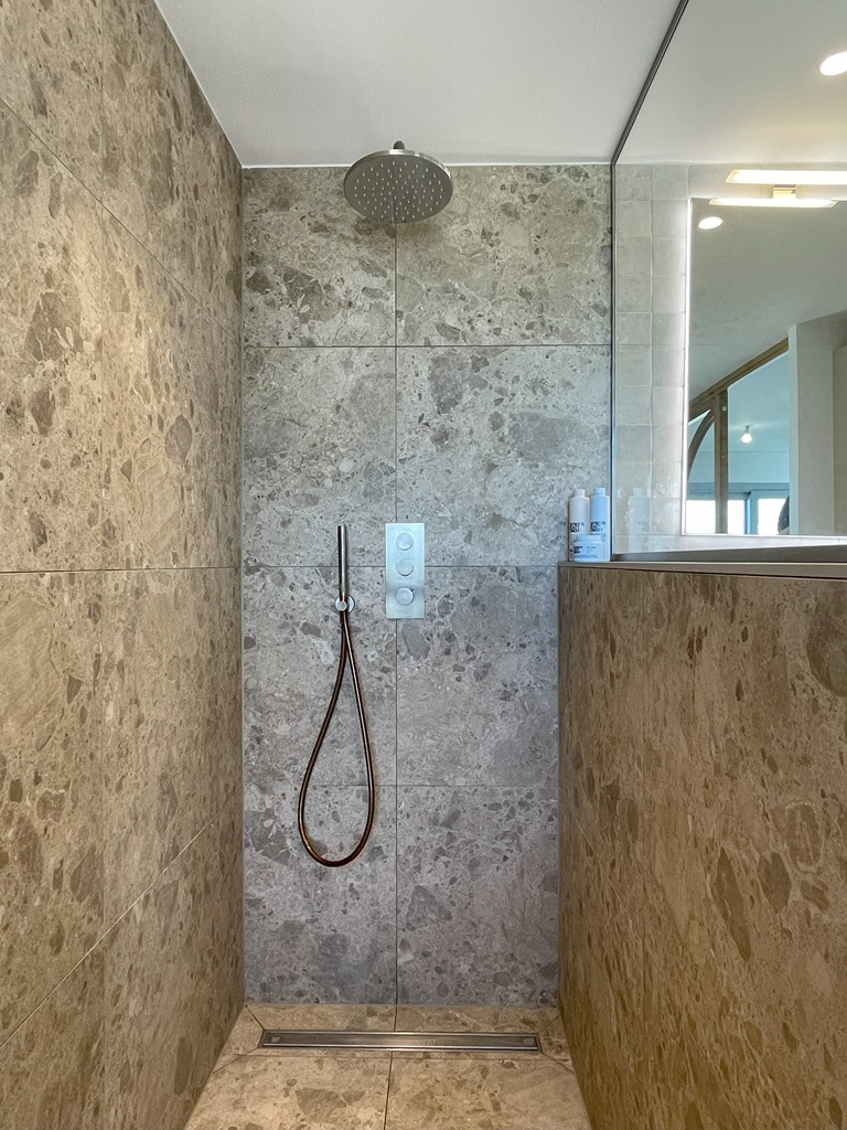 douche italienne xxl terrazzo mirage noor