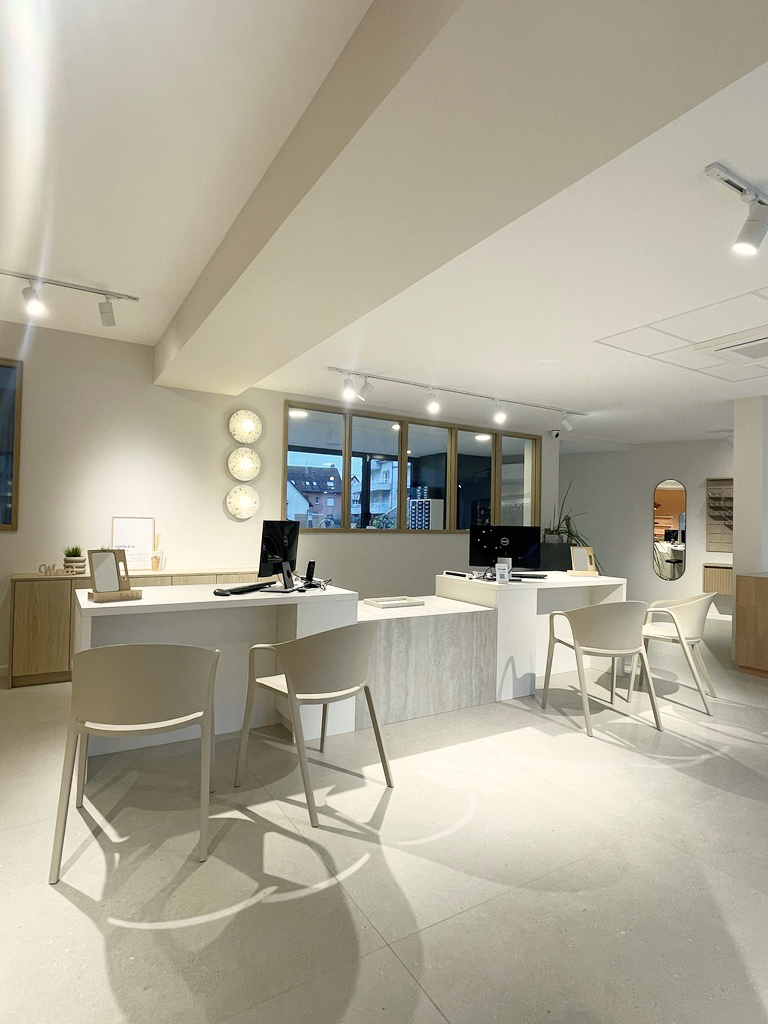 bureau d'accueil sur mesure travertin